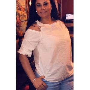 Meet your Posher, Yesenia